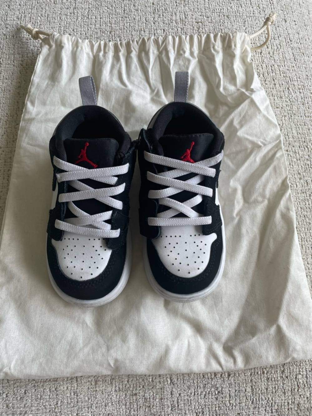 Jordan 1 Low ALT SE Sneakers